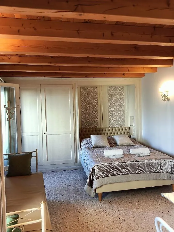 Apartment Suite Latina - San Leonardo Treviso