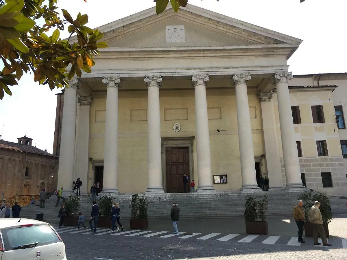 Suite Latina - San Leonardo Treviso 0*,  Italy